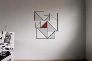 TRIANGLE SQUARE Grey-L.Grey-Red, Wandaufkleber mit geometrischen Komposition