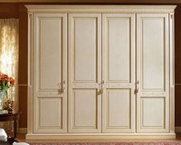 Aries Kleiderschrank, Luxuriöse Lack-Kleiderschrank mit 4 Türen, getäfelte Holz