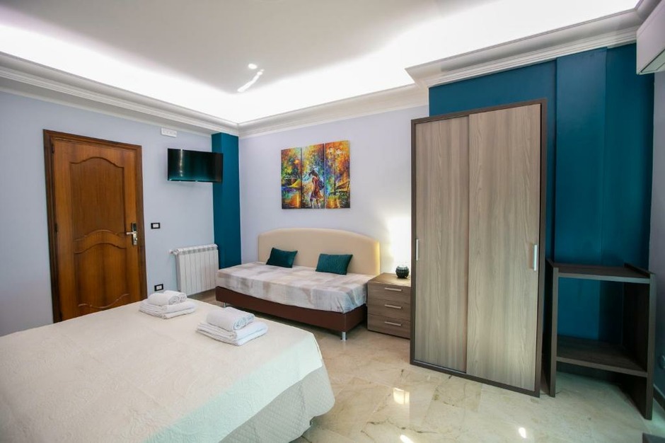 Einrichtung f�r B&Bs in Alghero, Sardinien