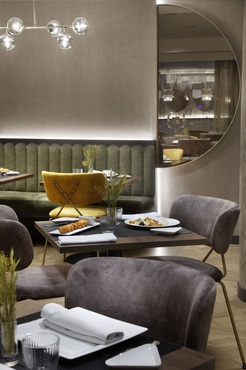 Caf� Lugano Hotel HCC ST Moritz - Barcelona, Spanien