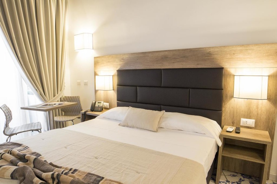 Hotelm�bel in Neapel, Italien