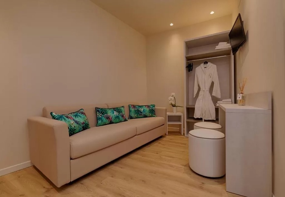Einrichtung f�r Hotel in Rom