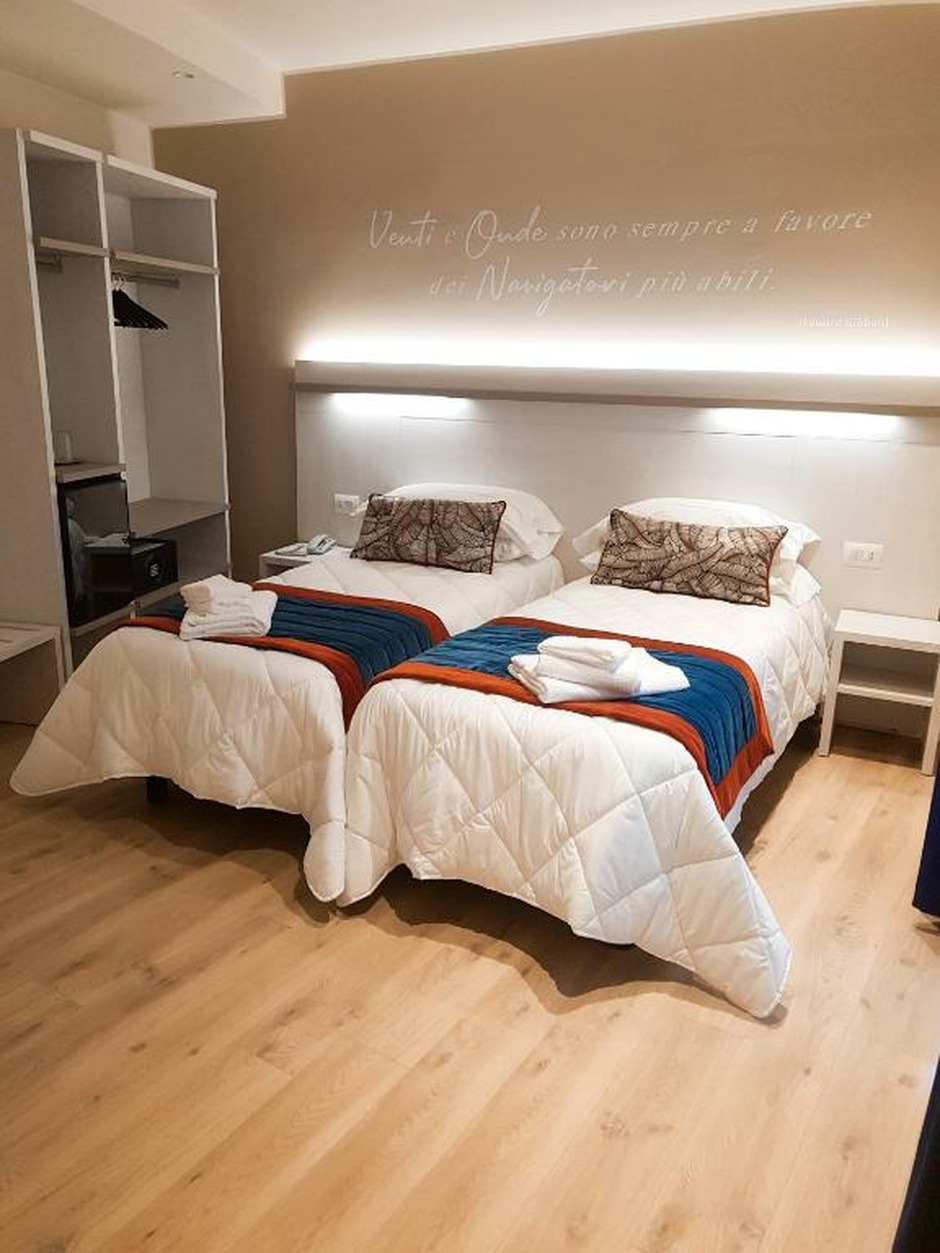 Einrichtung f�r Hotel in Rom