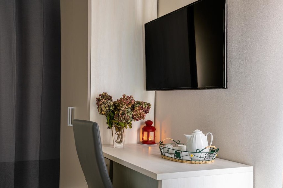 Schreibtisch f�r B&B-Zimmer